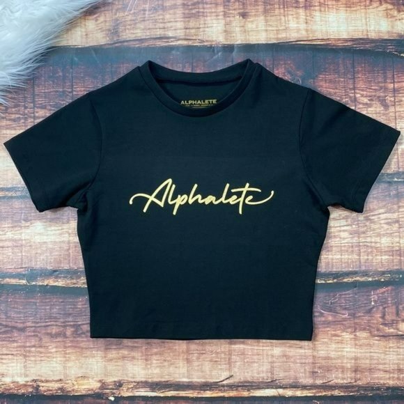 RELISTED Alphalete Logo Crop Top Tee Shirt - Picture 2 of 5